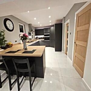 Midas Pearl Grey Large Gloss Tiles - Kitchen setting
