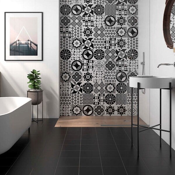 Mugat Black Small Square Tiles