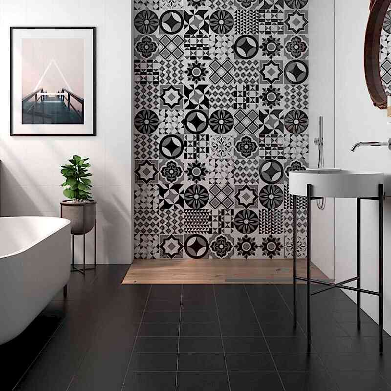 Mugat Black Small Square Tiles