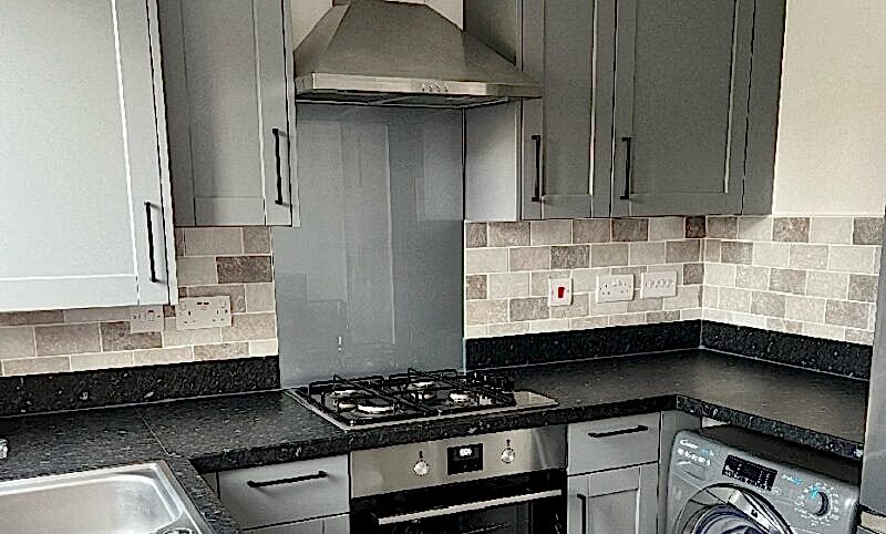 Zoe's Grey Kitchen Splashback Tiles