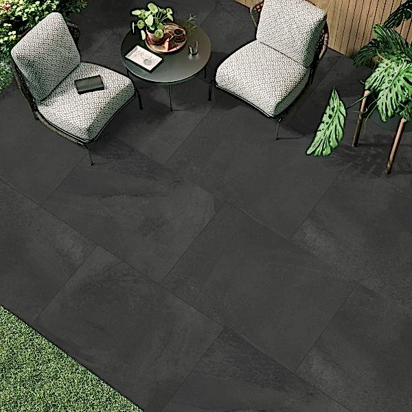 Cameroon Nero Porcelain Paving Slabs in an outdoor setting